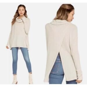 Free People Juicy Long Sleeve Cowl Neck Oversized Cream Thermal Top Size XS